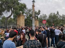 Προεδρικό μέγαρο, για εκτέλεση ειδικών καθηκόντων, δυνάμει του άρθρου 4(1)(β) του περί απόσπασης υπαλλήλων της δημόσιας υπηρεσίας και των οργανισμών δημοσίου δικαίου νόμου του 2017 (ν. Kypros Sygkentrwsh Diamartyrias E3w Apo To Proedriko Megaro Gia Ton Oresth Fwto Binteo Kontranews Gr