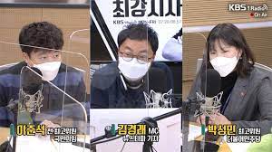 박성민 비서관의 임명도 36세 야당 대표에 25세 여성 비서관으로 대항한 포석이란 해석이 나온다. ìµœê°•ì‹œì‚¬ ë°•ì„±ë¯¼ íŒì‚¬ ì •ë³´ ì¡°ì§ì ìœ¼ë¡œ ëª¨ì€ ê²ƒ ë¬¸ì œ Vs ì´ì¤€ì„ ê²€ì‚¬ ì„¸í‰ìˆ˜ì§' ê²€ì°°ì´ìž¥ ì§ë¬´ì •ì§€ ì‚¬ì•ˆì¸ê°€