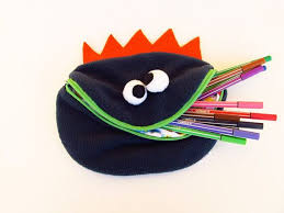 Try Making This Silly Monster Pencil Case Yourself To Store Colored Pencils In Your Shoebox Pencil Bags Sewing For Kids Toy Bags