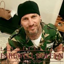 Stream Conrad Aka Fallen music