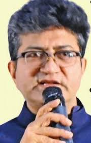 At GLF, Prasoon Joshi says he will soon get back to writing