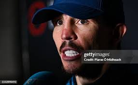 32 Photos & High Res Pictures