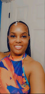 Tomeka Ray's Instagram, Twitter & Facebook