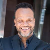 David Devane's Instagram, Twitter & Facebook