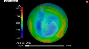 Kementerian lingkungan hidup dan kehutanan (klhk) terus mengampanyekan kelestarian lingkungan untuk mencegah perubahan iklim yang berakibat pada penipisan lapisan ozon. Lapisan Ozon Semakin Pulih Kebocoran Di Antartik Semakin Mengecil Soyacincau Com