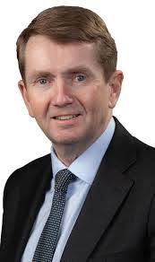 Paul Quirke's Instagram, Twitter & Facebook