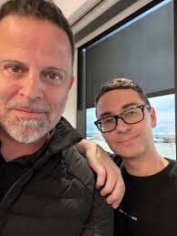 Oprah Likes Siriano's Designs...............................