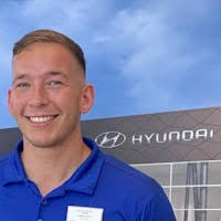 Larry H. Miller Hyundai Peoria Employees