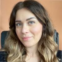 Anna Mazzotta's Instagram, Twitter & Facebook