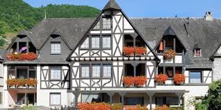 35 in cochem only in 1.1 km from the centre. Gastehaus Winneburger Hof Ferienwohnung Outdooractive Com