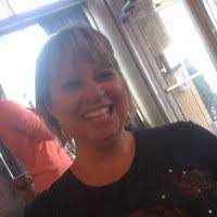 Melissa Benton's Instagram, Twitter & Facebook