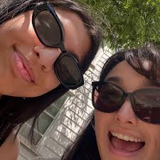 Emma Na-yun Downs (@emmanayun) • Instagram photos and videos