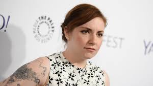 Lena Dunham contesta a las crueles críticas sobre su aspecto en las fotos  de su boda