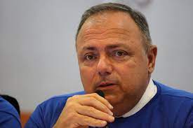 Mas o jovem realmente quer distância dos debates sobre o futuro político do brasil? Pazuello Sabe Que Esta Indo Para A Cova Dos Leoes Diz Constantino Sobre Depoimento Do Ex Ministro Na Cpi Jovem Pan