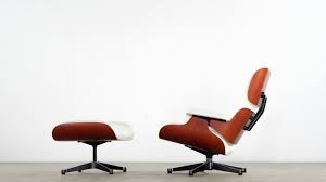 The eames lounge chair is made using plywood and leather to give a rich warm look. Charles Eames Lounge Chair By Vitra White Leather