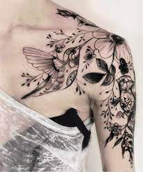 20 Stunning Hummingbird Tattoo Ideas Shoulder Tattoos For Women Tattoos Flower Tattoo Shoulder