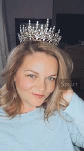 Reel by Leslie Crews (@omgitzles22) · December 3, 2025