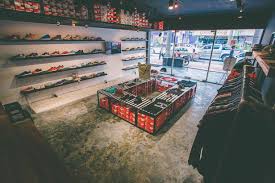 Domestic fashion is on the rise in malaysia. Malaysian Fashion 8 Local Clothing Brands You Need To Know