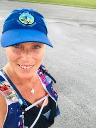 3 cheers for Pamela Chron Chiappetta & Lynn Tracy North! Thanks for keeping  us honest with this this awesome weekly meet up! 6 humans and 1 doggo for  the run and 7