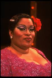 Yvonne Kersey's Instagram, Twitter & Facebook