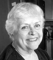 Dee Kearney's Instagram, Twitter & Facebook