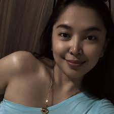 Less perfection, more authenticity. Stay empowered woman!👸💞