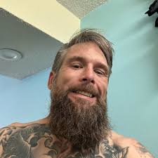 Charlie Grimsley (@chachee77) • Facebook