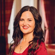 Unleash Your Essence Online Course