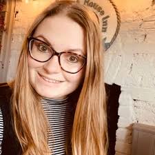 Beth Mahoney (@lablogbeaute)