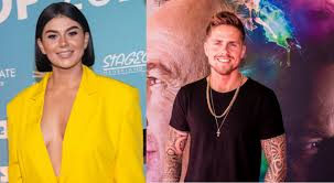 'ik heb lang getwijfeld of ik een duet met mijn vader aandurfde. Zien Andre En Roxeanne Hazes Staan Stil Bij Verjaardag Vader