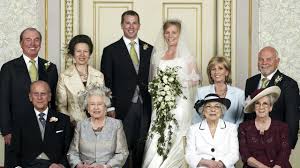 Peter is the queen's eldest grandson, and the son of princess anne and her first husband captain mark phillips. Peter Phillips Devastated As Marriage Collapses