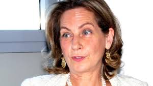 La prefetta riapre le chiese a Bono