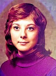 Jacqueline Lynn's Instagram, Twitter & Facebook