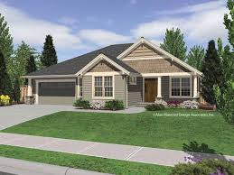 Craftsman bungalow homes are an american bungalow style homes design tradition from early 1900s. Single Story Craftsman Style Home Best Home Style Inspiration