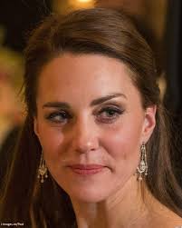 Kate Styles A Green Princess Dress With Emeralds Borrowed From The Queen