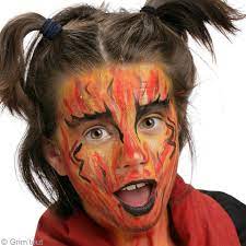 Envie d'une petite descente aux enfers pour halloween? Maquillage De Diablesse Facile A Faire Idees Conseils Et Tuto Maquillage