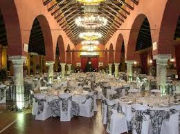 Organizamos desde bodas y celebraciones hasta comidas de empresa o congresos. Finca San Miguel De Montelirio Sevilla Bodas