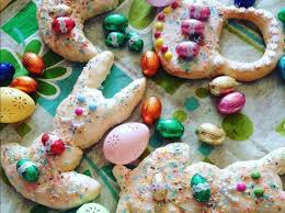 A pasqua, sulle tavole dei pugliesi e in basilicata non mancano tarallucci e scarcelle, dolci tipici della tradizione. Ricetta Scarcelle Di Pasqua Regione Puglia Dolcidee