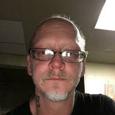 Russell Lapp's Instagram, Twitter & Facebook