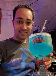 Stopped by Disney Springs… Been too long 🌌😏🍹🗼🌎🌅🍨⛲️ #disneysprings  #planethollywood #disney #orlando #disneyvibes