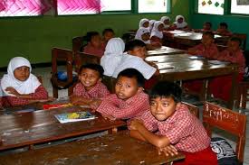 Maybe you would like to learn more about one of these? Berapa Usia Minimal Masuk Paud Tk Sd Serta Usia Maksimal Masuk Smp Dan Sma Semua Halaman Kids
