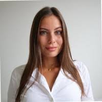 7300+ "Esmée To" profiles