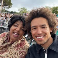 Elan Watson (@elan.w) • Instagram photos and videos