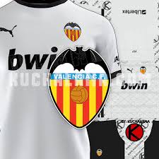 Real madrid dls 2020 kit comprises of home, away, third, alternative kits including goal keeper home and away kits. Valencia Cf 2020 21 Kits Dls2019 Kuchalana