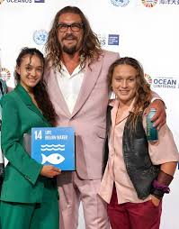 We love Actor Jason Momoa.. 🌺💙