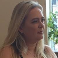 Maria Stringer's Instagram, Twitter & Facebook