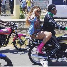 Jay Z Beyonce Reportedly Shooting A Music Video In Jamaica Magic 103 7 Beyonce And Jay Z Beyonce And Jay Jay Z