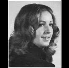 Ellen Root's Instagram, Twitter & Facebook