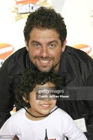 Max Ratner's Instagram, Twitter & Facebook