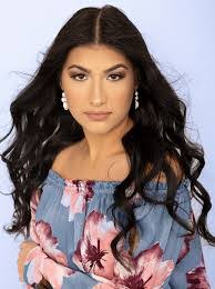 Alexis Candelaria's Instagram, Twitter & Facebook